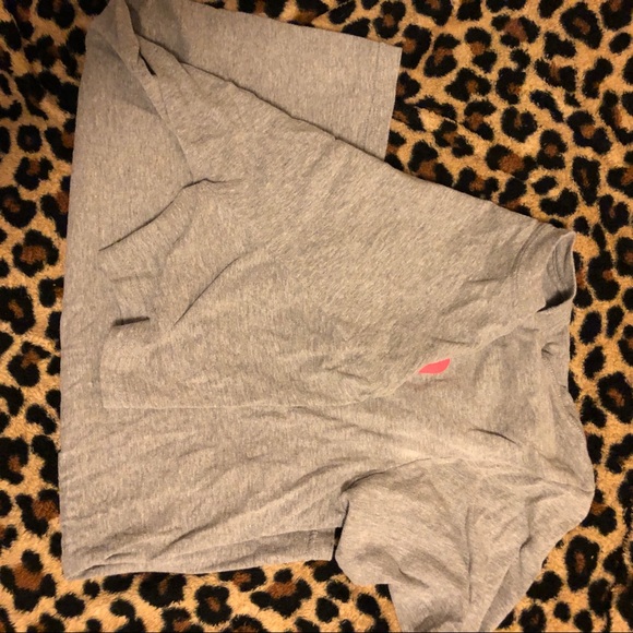 T shirt - Picture 3 of 4